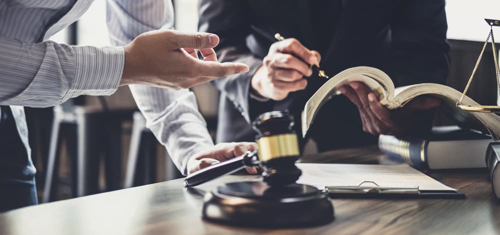 especialistas en derecho penal en Padrón